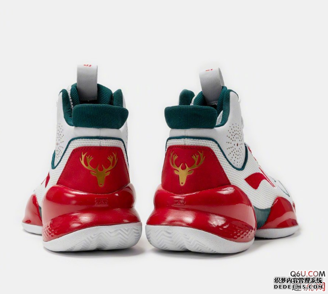 Appreciation of the physical details of CJ McCollum's exclusive Air Raid 5 Christmas PE. What personal PEs are worn by CJ this season