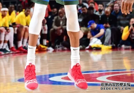 What sneakers will Curry wear on NBA December 18 List of sneakers worn by NBA stars on December 18th