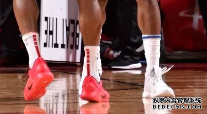 What sneakers Curry wore in NBA on December 18 List of sneakers worn by NBA stars on December 18th