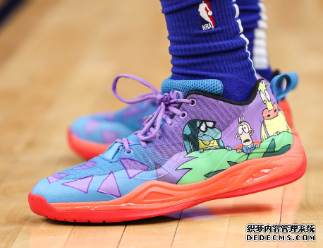 What sneakers are worn by NBA stars on December 20th? List of sneakers worn by NBA stars on December 20th
