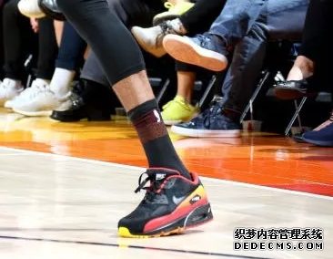 What sneakers are worn by NBA stars on December 23rd? List of sneakers worn by NBA stars on December 23rd