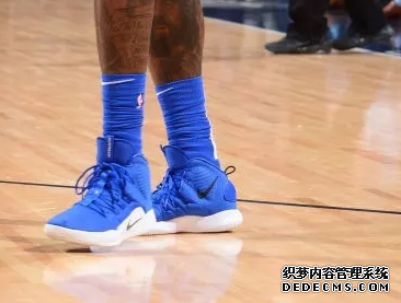 What sneakers are worn by NBA stars on December 19th? An inventory of sneakers worn by NBA stars on December 19th