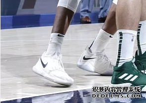 What are the sneakers worn by NBA stars on December 13th? An inventory of sneakers worn by NBA stars on December 13th