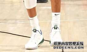 What are the sneakers worn by NBA stars on December 13th? An inventory of sneakers worn by NBA stars on December 13th
