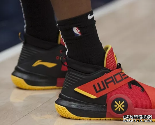 What sneakers are worn by NBA stars on December 13th? Inventory of sneakers worn by NBA stars on December 13