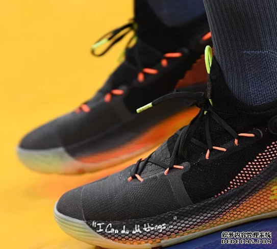 What are the sneakers worn by NBA stars on December 13th? Inventory of sneakers worn by NBA stars on December 13th