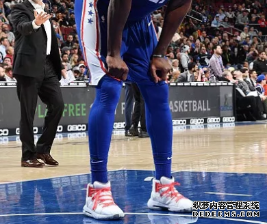 What sneakers are worn by NBA stars on December 13th? Inventory of sneakers worn by NBA stars on December 13th
