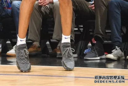 What are the sneakers worn by NBA stars on December 21st List of sneakers worn by NBA stars on December 21st