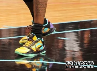 What sneakers are worn by NBA stars on December 21st? List of sneakers worn by NBA stars on December 21