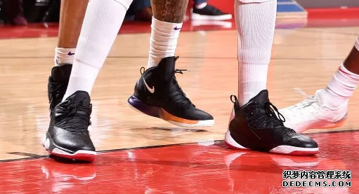 What are the sneakers worn by NBA stars on December 14th? List of sneakers worn by NBA stars on December 14th