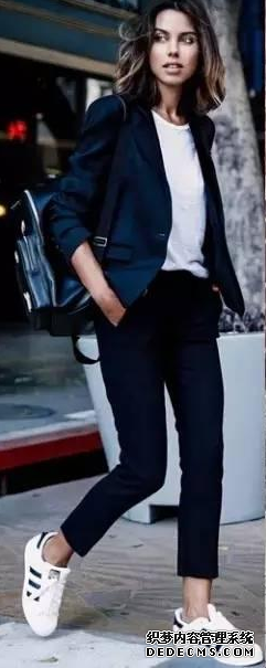 How to match trousers and sneakers to look good. Tips for matching trousers + sneakers