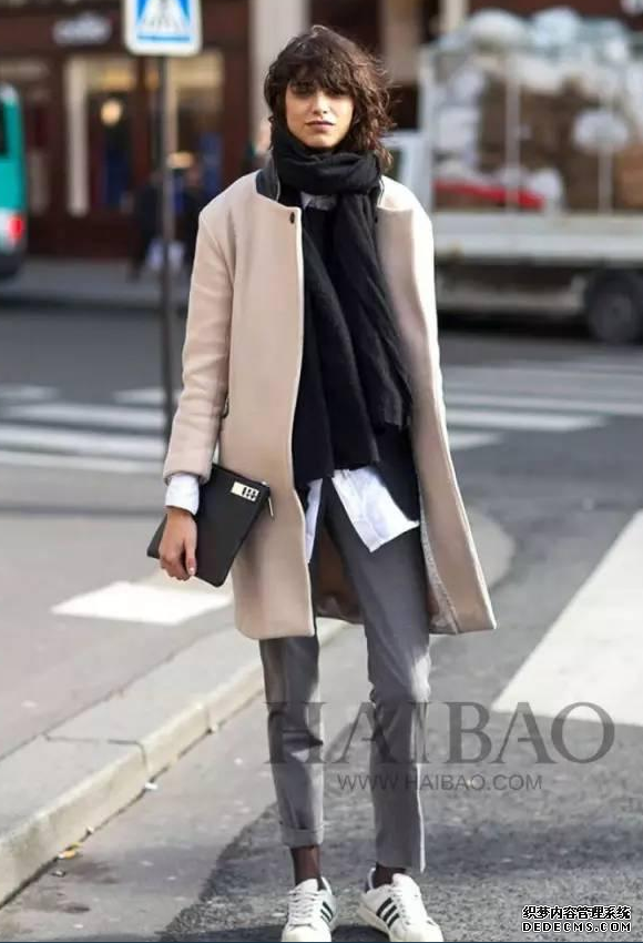 How to match trousers and sneakers to look good. Tips for matching trousers and sneakers