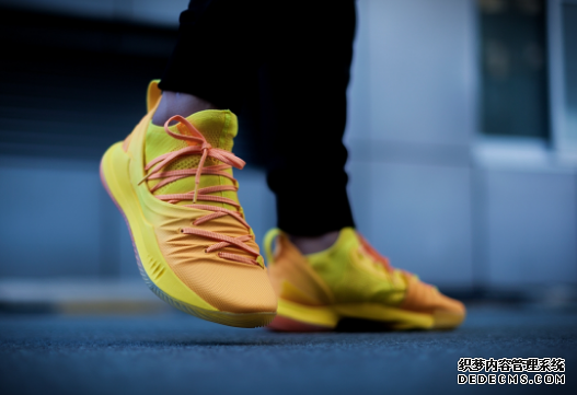 Appreciation of the details of Curry 5's trip to China