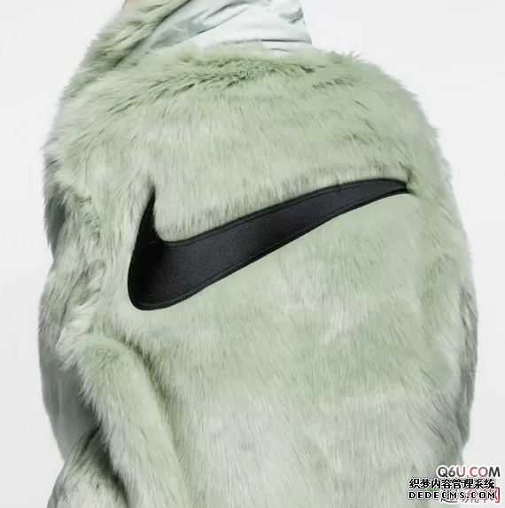 Nike big LOGO jacket Ambush co-branded physical appreciation Is the Nike co-branded Ambush coat still available now? </p><p>The release time of this coat varies by region. The first color, light green, will be released in Europe on December 6. </p><p>After that, black and white styles were released one after another. <br/></p><h3>Can you still buy the Nike x Ambush co-branded coat now?</h3><p><img src=