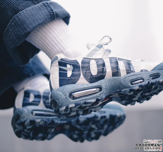 Nike air Max 95 Mount Fuji Japan Limited Unboxing Review air Max 95 Mount Fuji Foot Photos