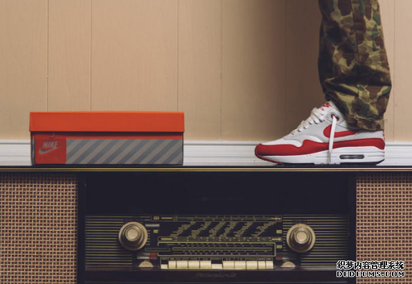What else does Nike have besides air cushions? What is the correct way to open NIKE air cushions