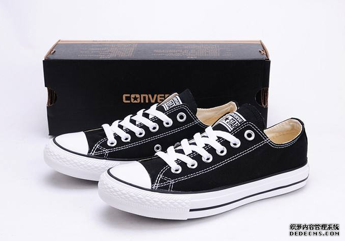 Is there any difference between Converse's open smile and all star size? Which one looks better between open smile and all star Is there any difference between Converse's open smile and all star size? Open smile and all star size? Which star looks better