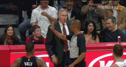 Paul led Harden and others into the Clippers locker room, the causes and consequences of a serious conflict between the Rockets and Clippers