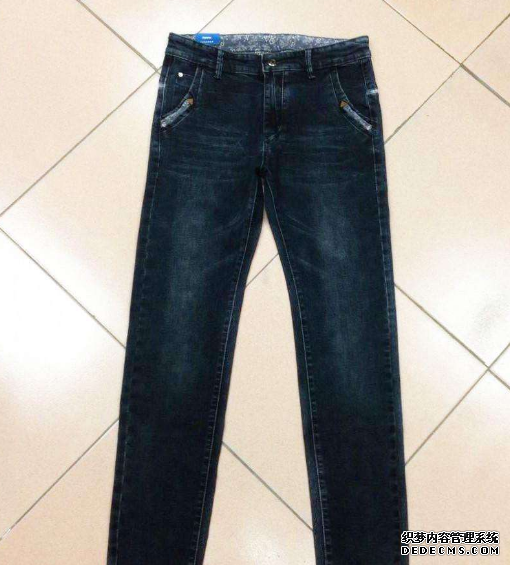 What to do if dark clothes fade, how to restore faded clothes
