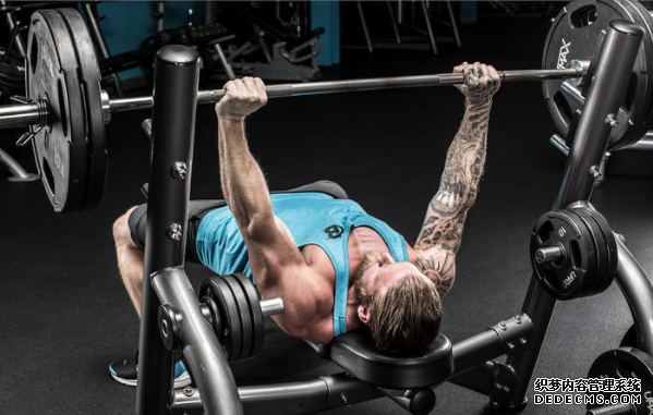 How to practice bench press, scientific training method for bench press