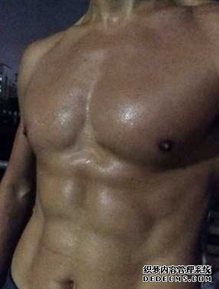 Can 200 push-ups a day build muscle? Is it effective to exercise 200 push-ups a day