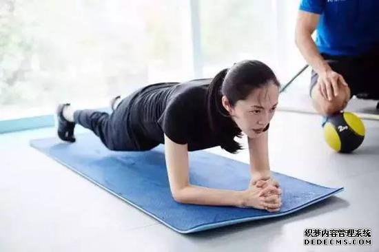 Can 200 push-ups a day build muscle? Is it effective to exercise 200 push-ups every day?