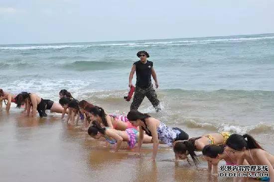Can 200 push-ups a day build muscle? Is it effective to exercise 200 push-ups every day?