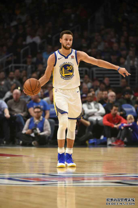 Curry returns from injury and shows off his power again. Curry ranks first in the league with 40+ points in three quarters Curry returned from injury and showed off again. Curry ranked first in the league with 40+ points in three quarters