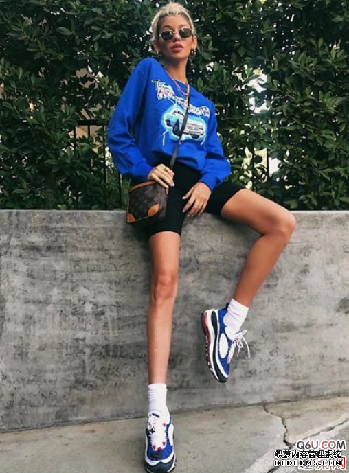 How to match exposed legs in winter. Recommended tips for girls to match exposed legs in winter How to match exposed legs in winter. Recommended matching tips for girls with exposed legs in winter